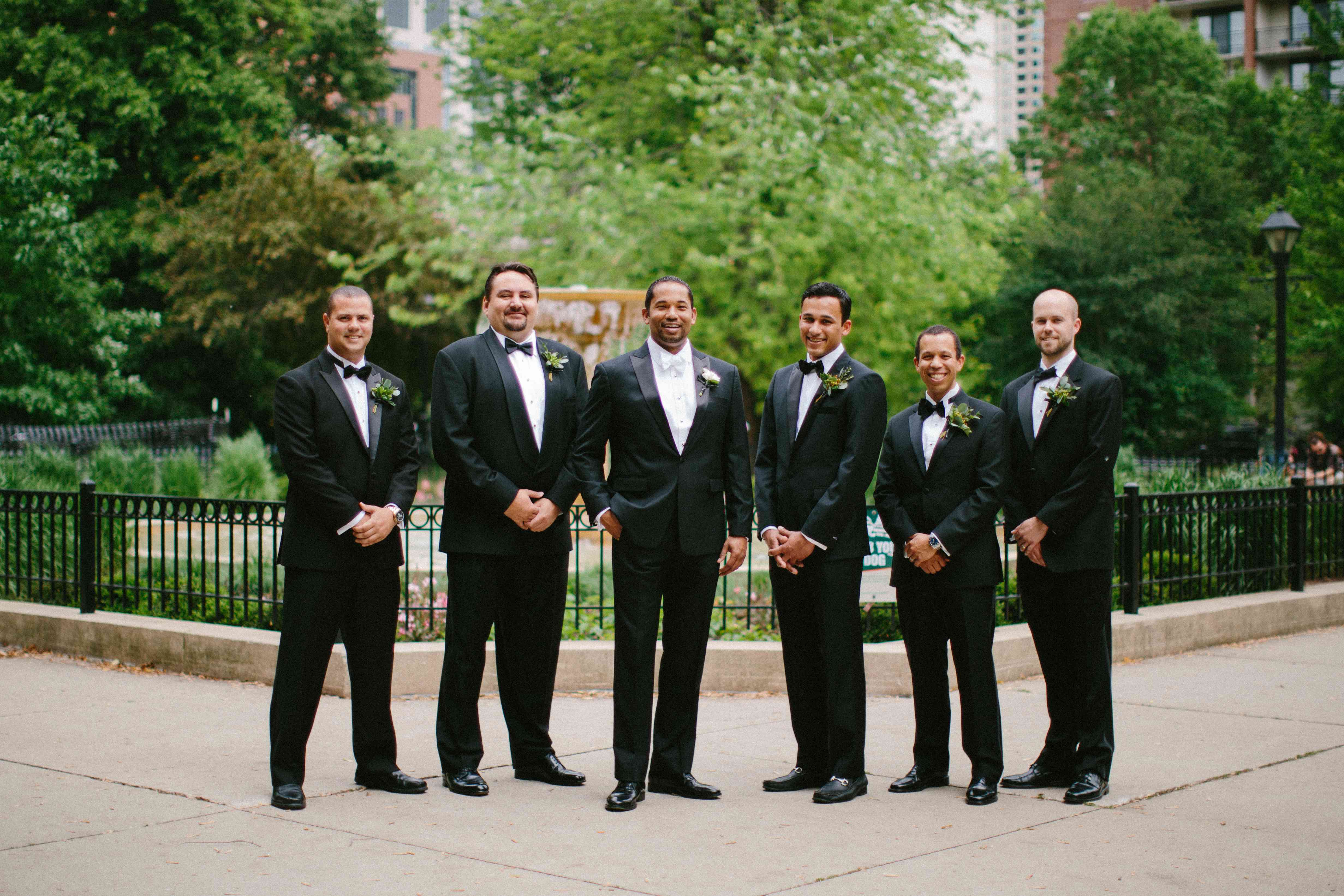 黑色无纺的艺术品