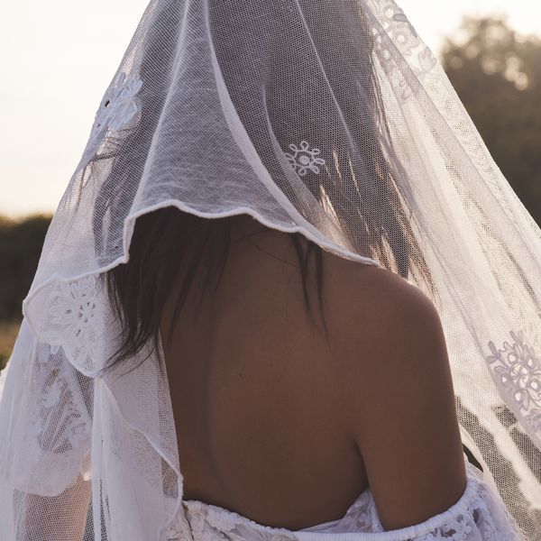 LoveShackFancy推出新娘