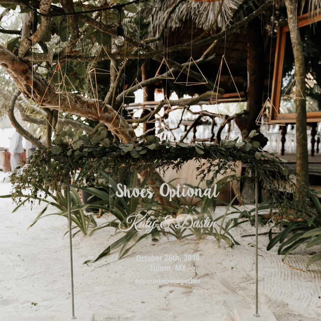 鞋可选在沙滩上签字