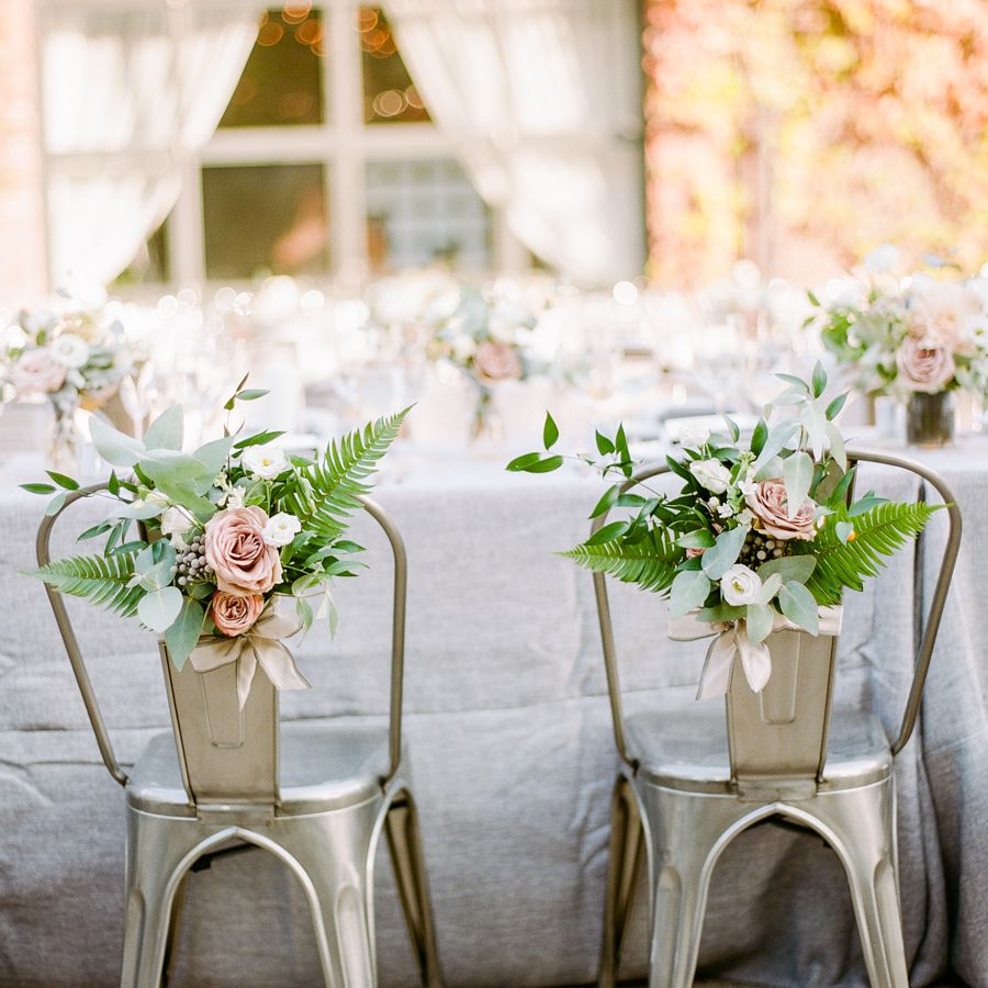 < / p > < p >接待座位椅子