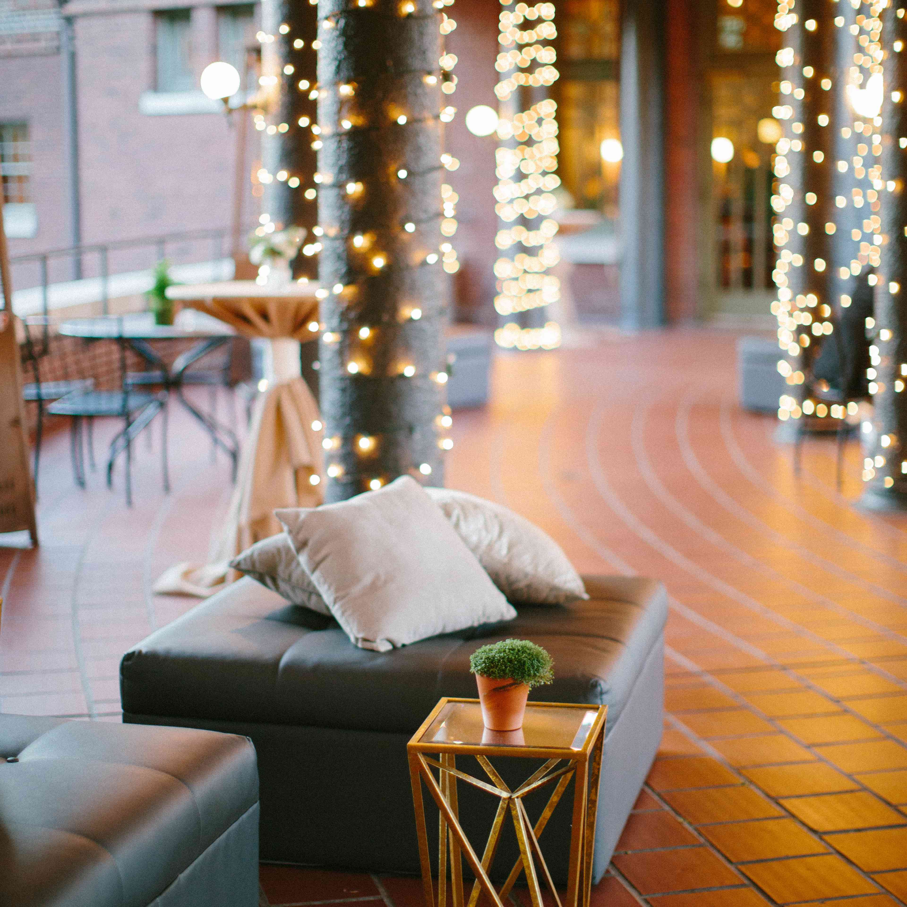 接待休息室与弦灯