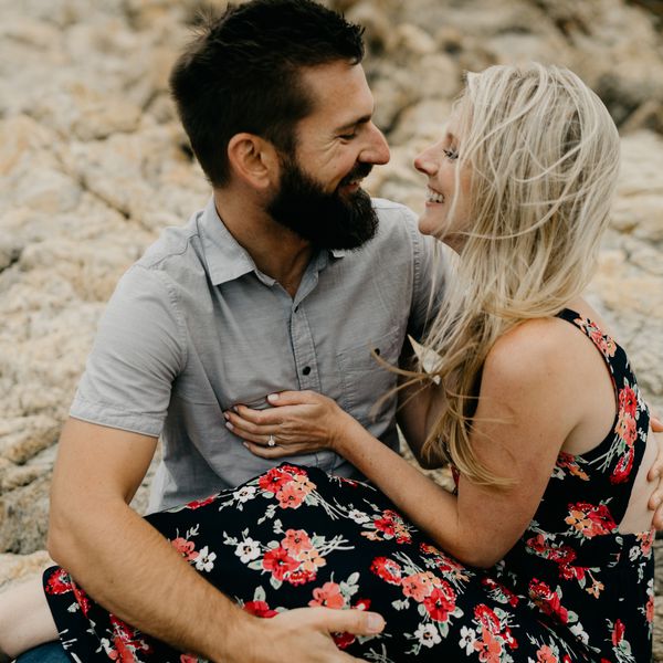 夫妇在自然界中