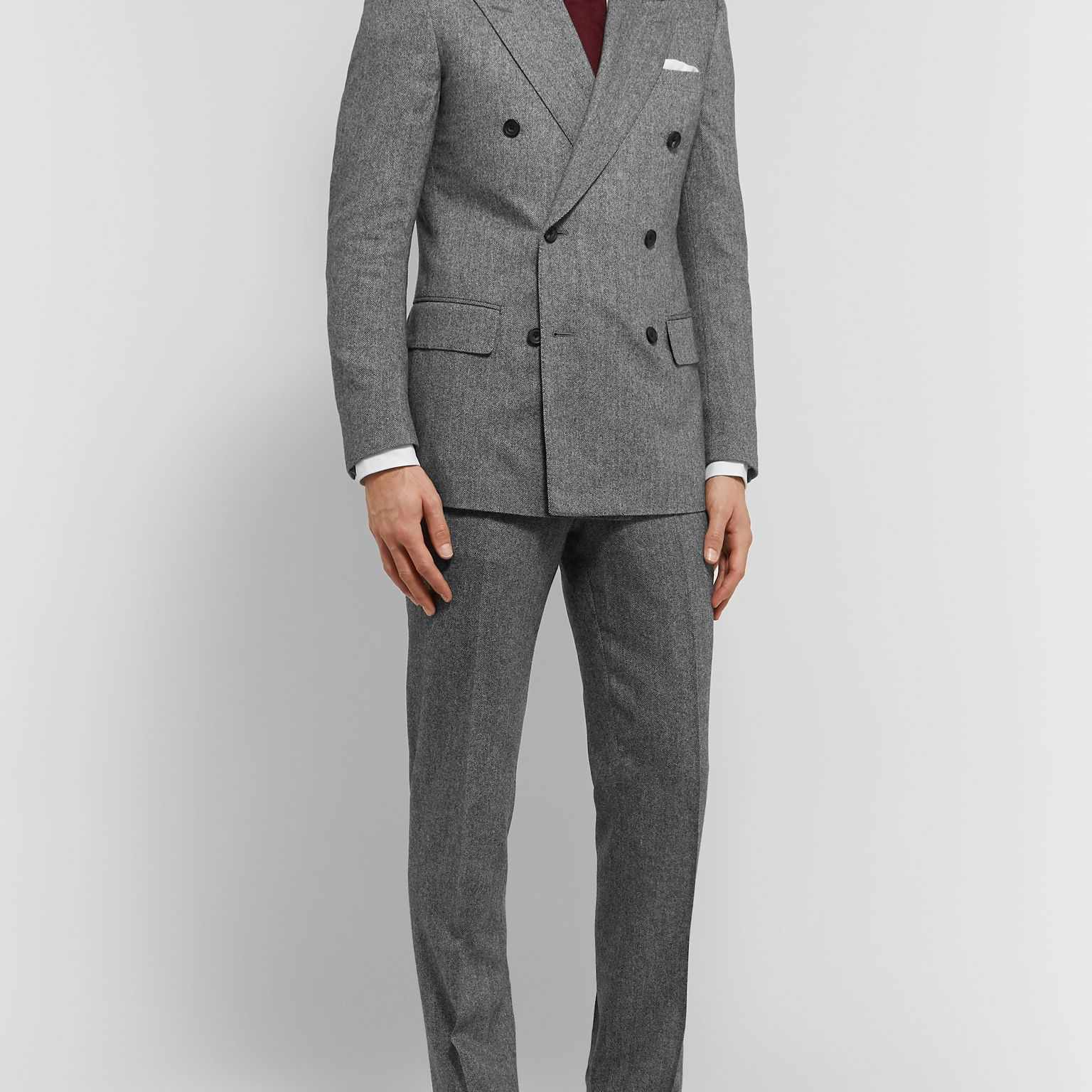 灰色西装