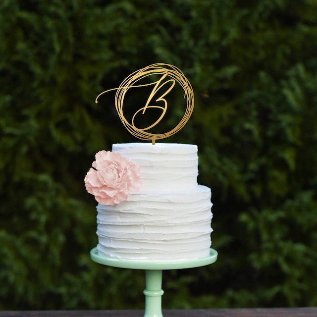 字母组合短大衣