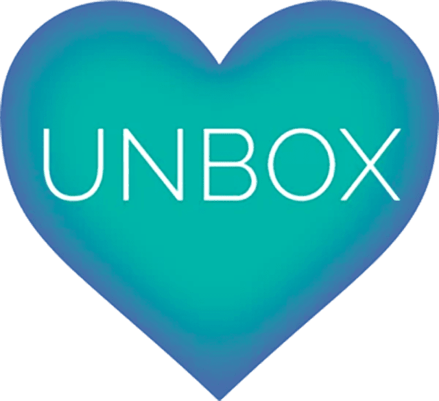 从箱子中取出的爱