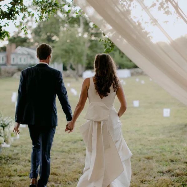 新娘和新郎的告别仪式