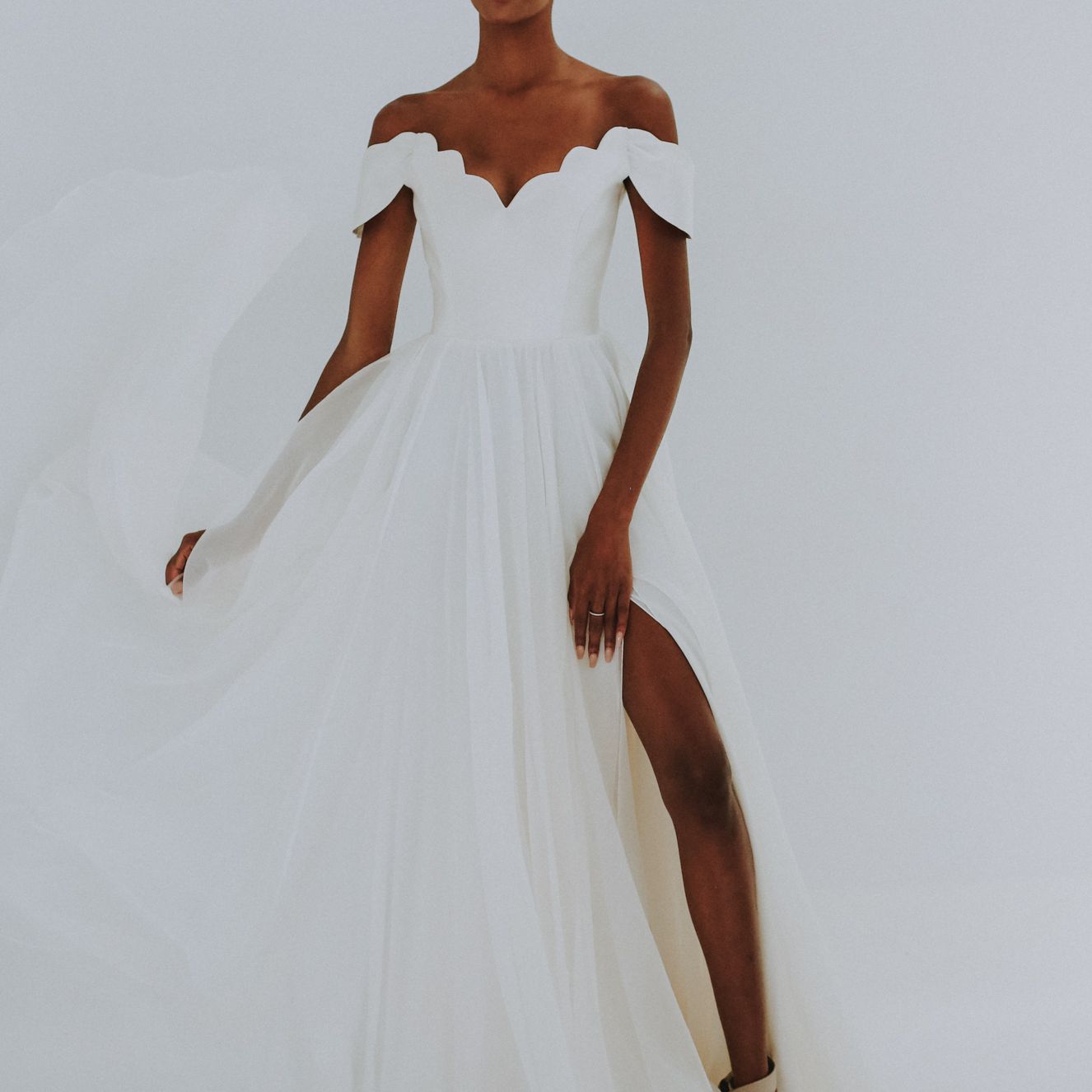 婚纱礼服leanne marshall“class=